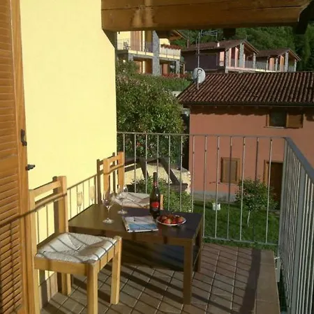 Dom wakacyjny Gittana Sleeps 6 Pool Perledo